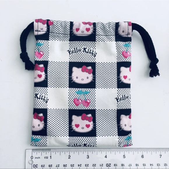 Hello Kitty Travel Slippers with Drawstring Pouch 2007 Very Handy 5/6 Sanrio ‘07 - Picture 7 of 8